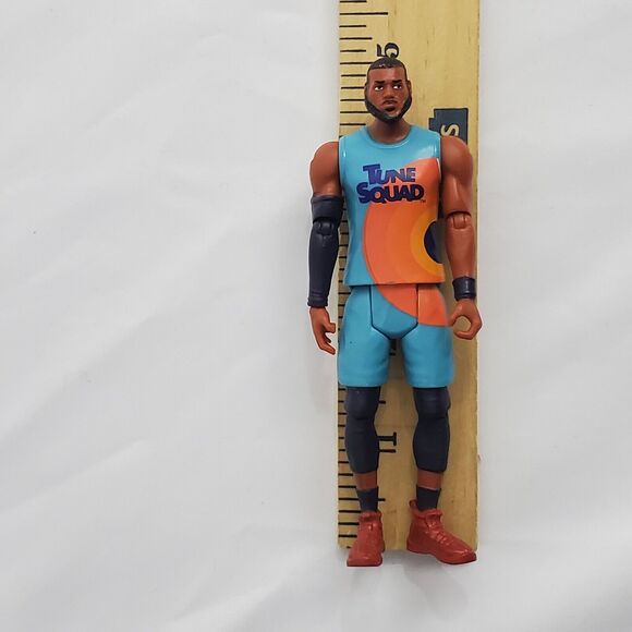 Space Jam Lebron James Figure Boy's 5" Multi-Color Action Toy Tune Squad Retro - Picture 2 of 5
